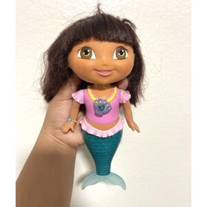 Dora The Explorer Swim & Splash Mermaid Doll 2008 Wind Up Moving Tail 10" WORKS